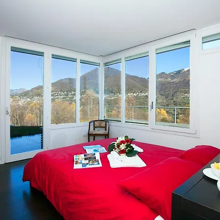 Veglio Sleeps 10 Pool Villa