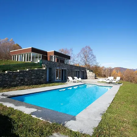 Veglio Sleeps 10 Pool ヴィラ